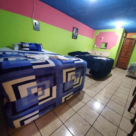 Hotel Kasa Kamelot Quetzaltenango Extérieur photo