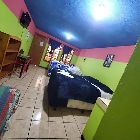 Hotel Kasa Kamelot Quetzaltenango Extérieur photo