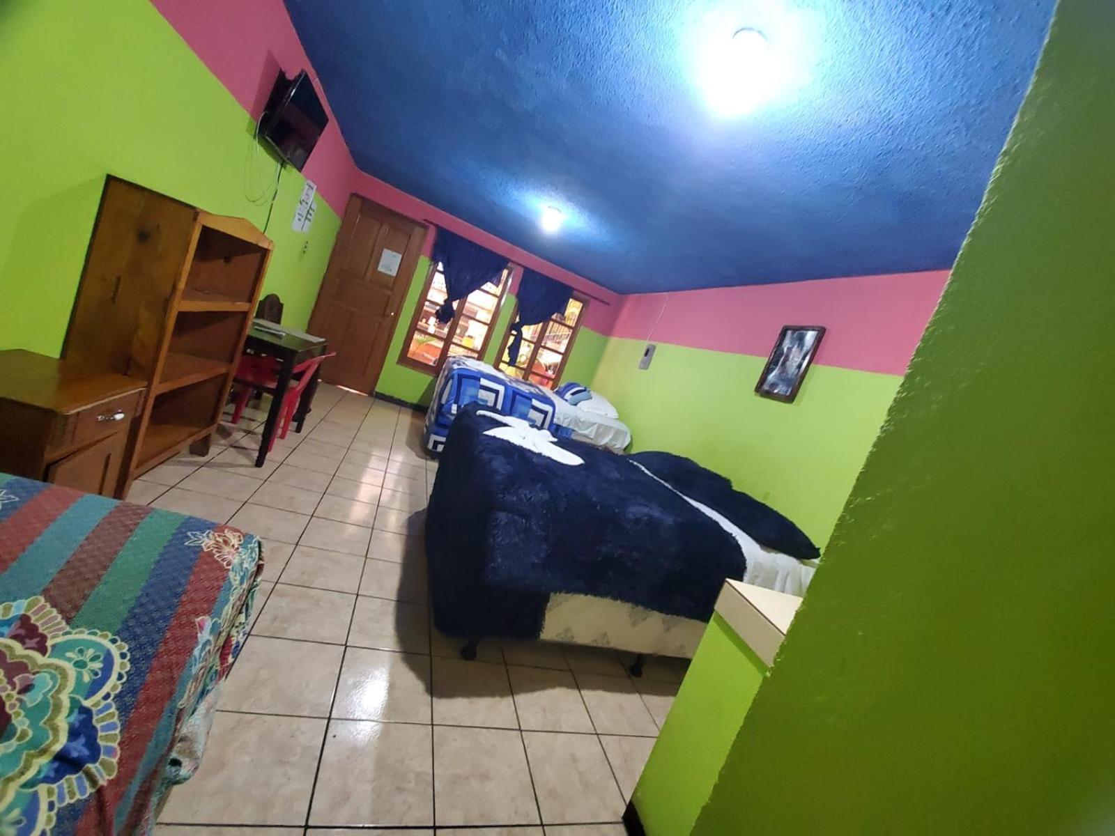 Hotel Kasa Kamelot Quetzaltenango Extérieur photo