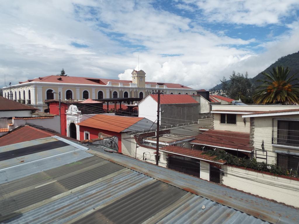 Hotel Kasa Kamelot Quetzaltenango Extérieur photo