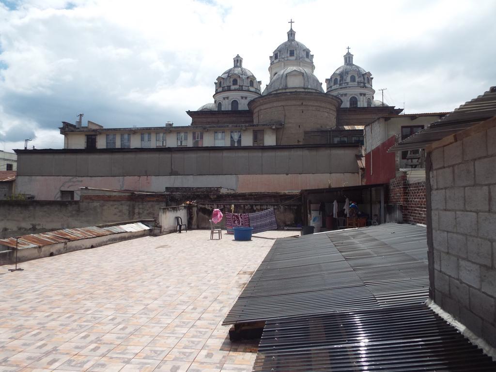 Hotel Kasa Kamelot Quetzaltenango Extérieur photo