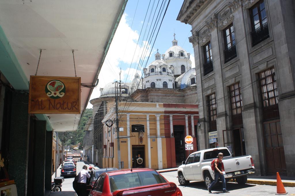 Hotel Kasa Kamelot Quetzaltenango Extérieur photo