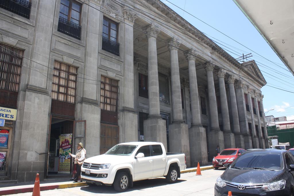 Hotel Kasa Kamelot Quetzaltenango Extérieur photo