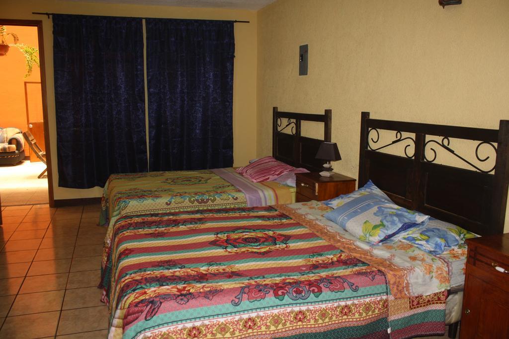 Hotel Kasa Kamelot Quetzaltenango Extérieur photo