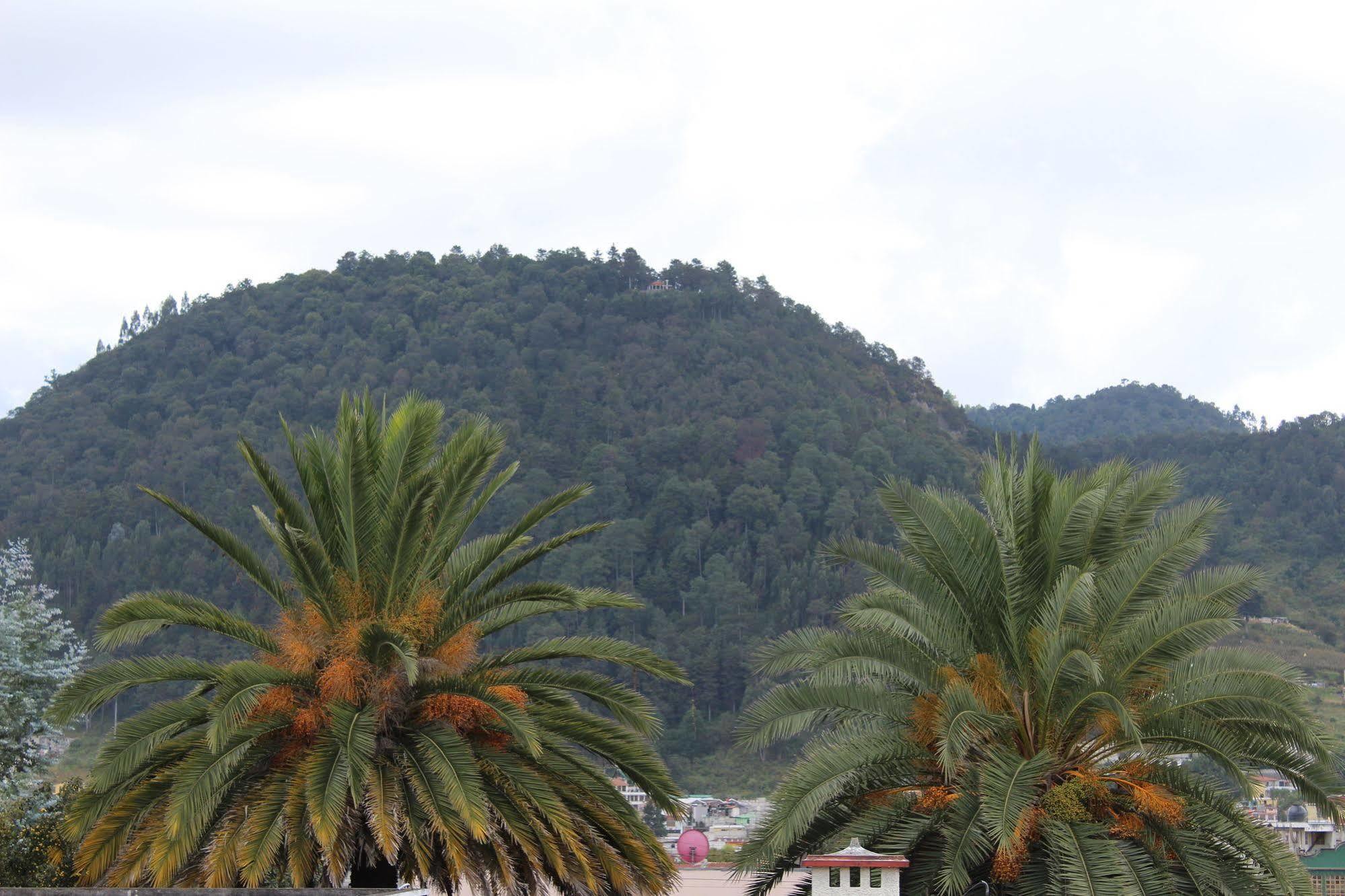 Hotel Kasa Kamelot Quetzaltenango Extérieur photo